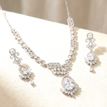 Mrinmayi Silver-Plated White CZ Floral Vine Cubic Zirconia Necklace